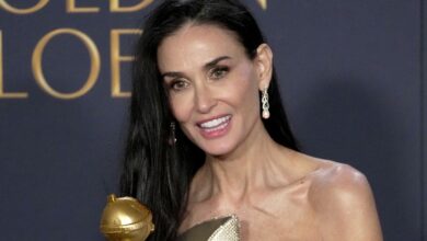 Demi moore ignores kylie jenner in golden globes snub