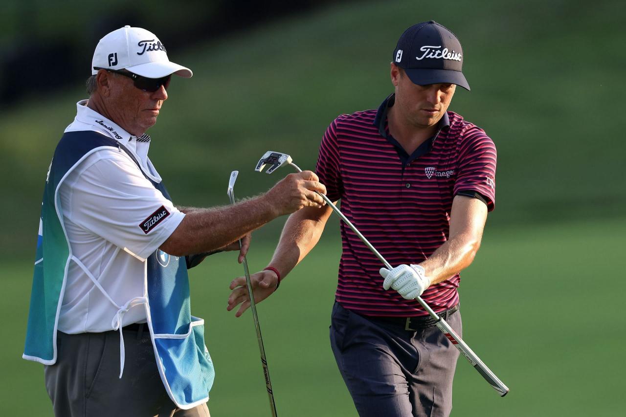 Who is the highest paid caddie