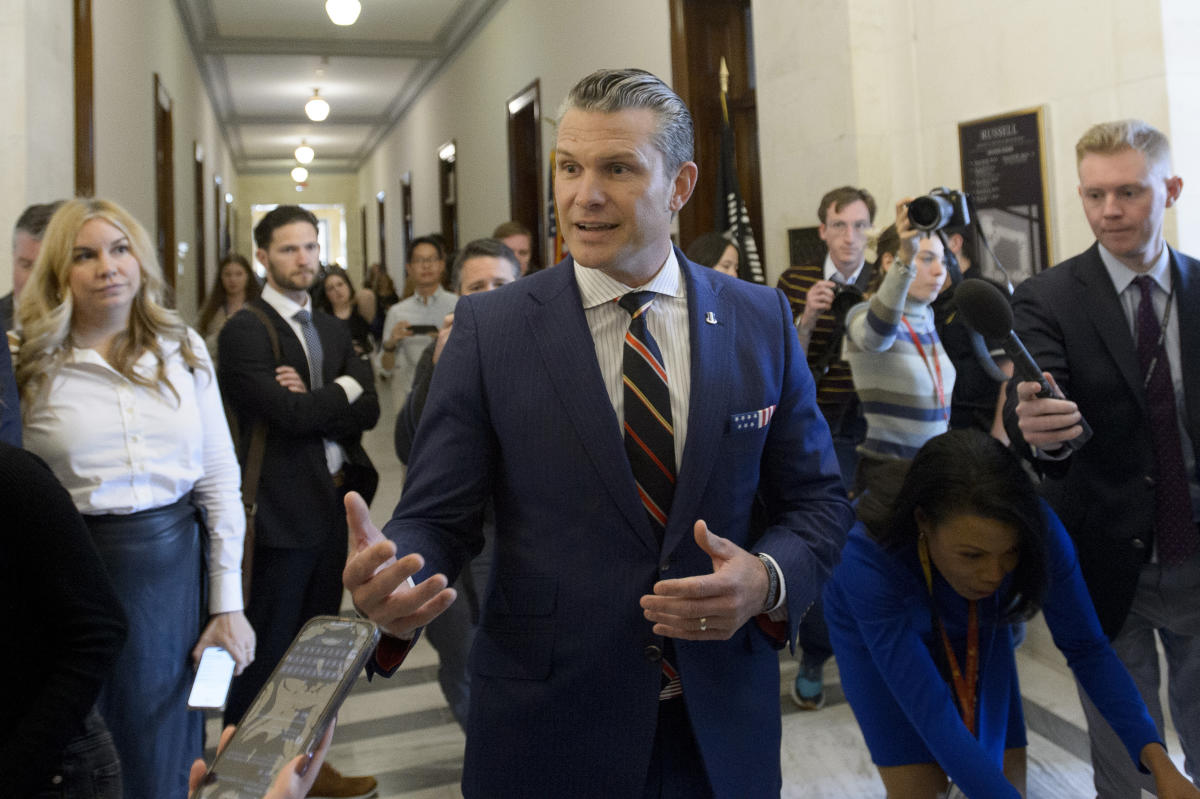 Trump cabinet hegseth sworn in
