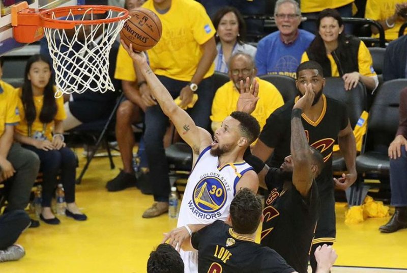 Nba games schedule highlighting storylines key vavel warriors mvp lebron curry wins showdown stephen james take usa today bulls upcoming
