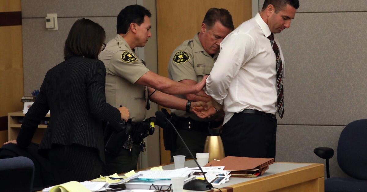 San diego judge issues rare acquittal of pair in securities fraud case