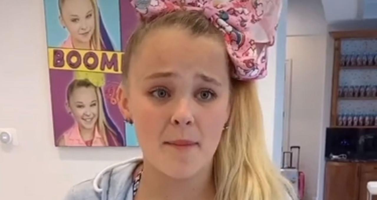 Dance moms alum jojo siwas tarzana house lists for 4 million