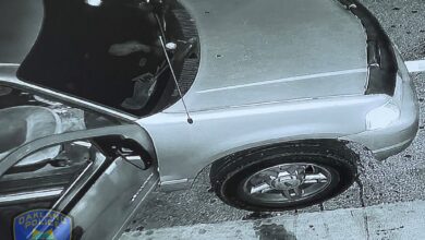 Suspects charged in oakland robbery involving deliberate fender bender