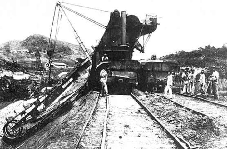 The heart of the universe how the panama canal changed the world