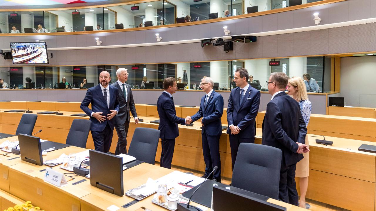 Eu leaders gather to address ukraine trump concerns