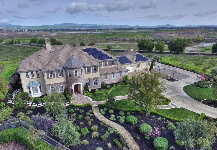 Single family house in pleasanton sells for 1 7 million 2