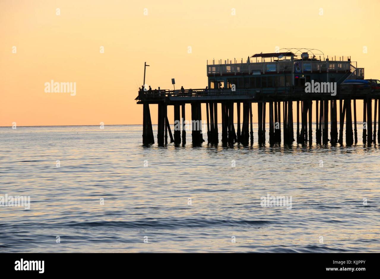 Capitola wharf survives mother natures first big test since reopening