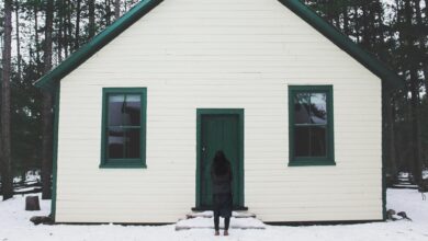 Miss manners host commits a crime